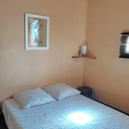 Appartement With Balcony And Sea View