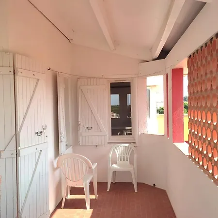 Appartement Joli Avec Balcon Et Vue Sur *